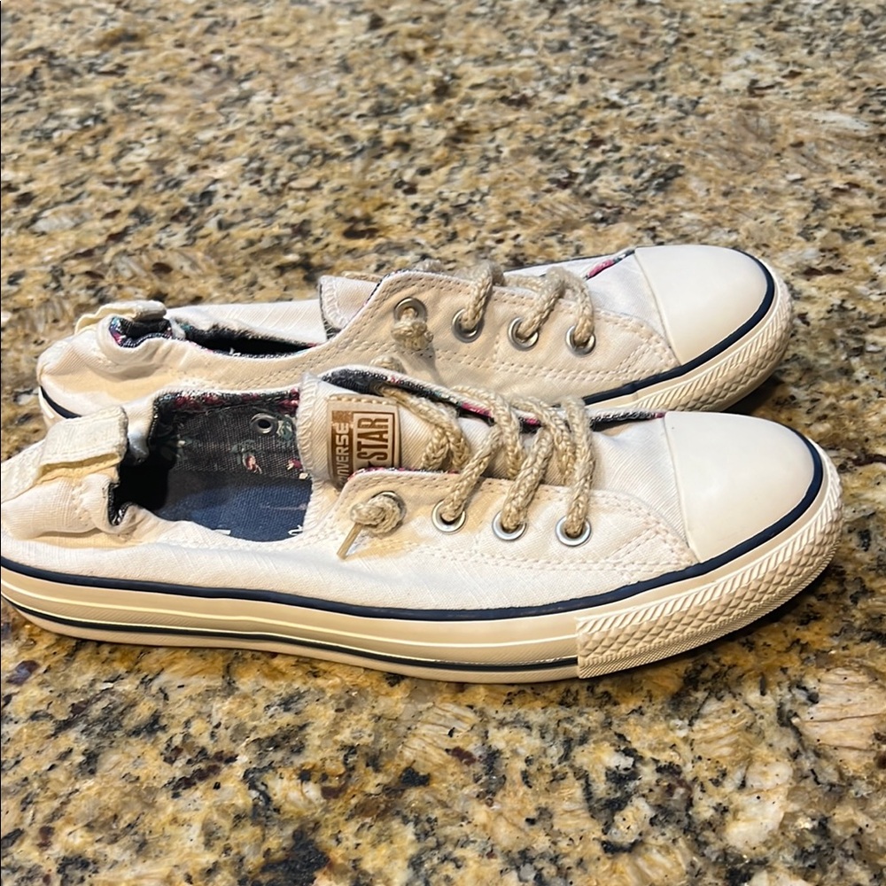 Converse Cream Canvas Sneakers Classic Low-Top Design - Picture 4 of 5
